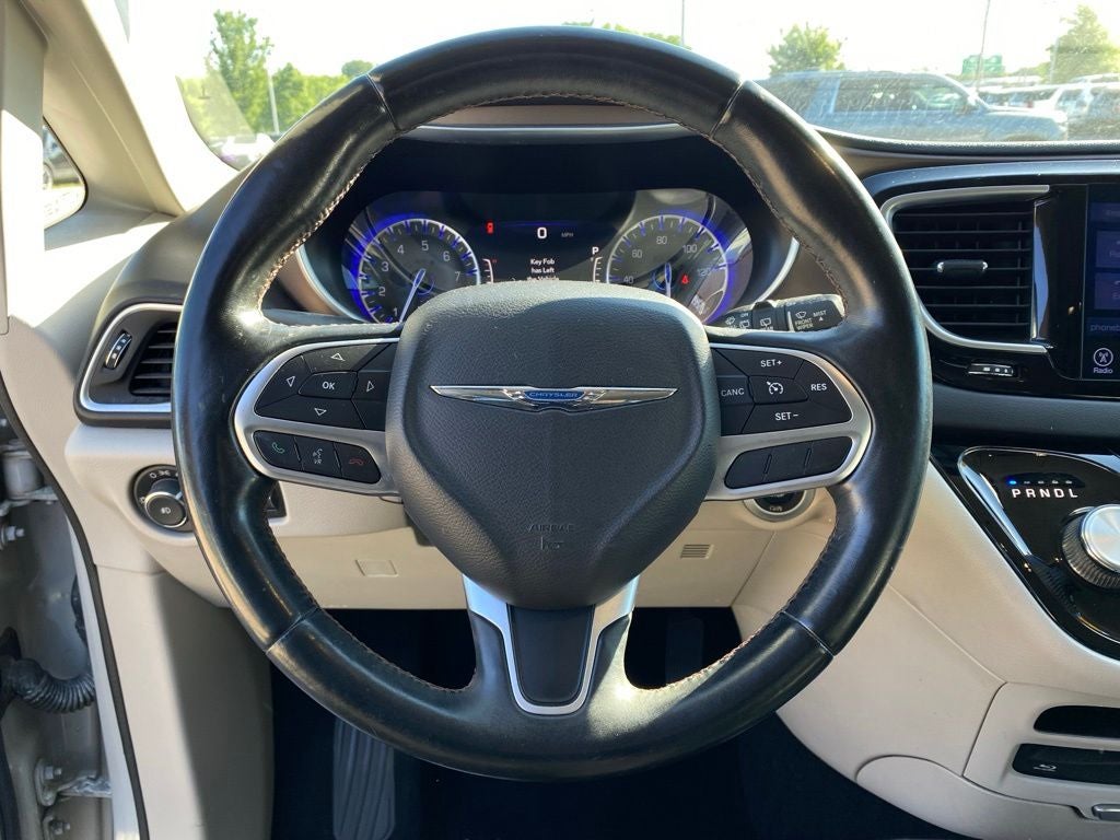2017 Chrysler Pacifica Touring L Plus
