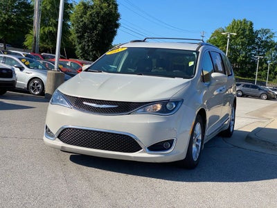2017 Chrysler Pacifica Touring L Plus