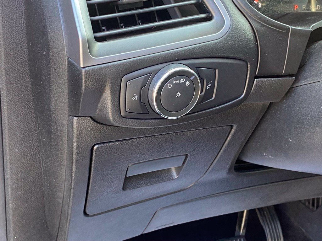 2016 Ford Edge SE