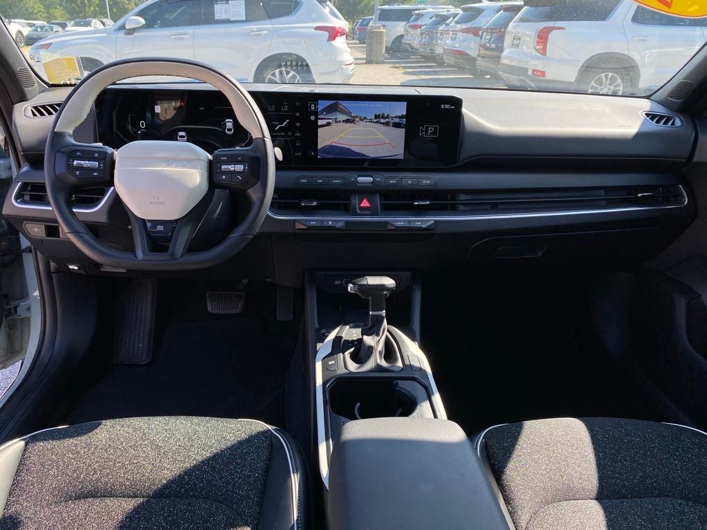 2025 Kia K4 GT-Line