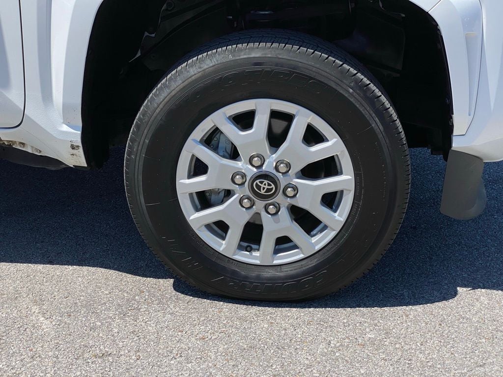 2024 Toyota Tacoma SR5