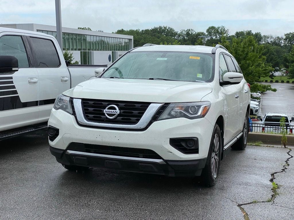 2019 Nissan Pathfinder S