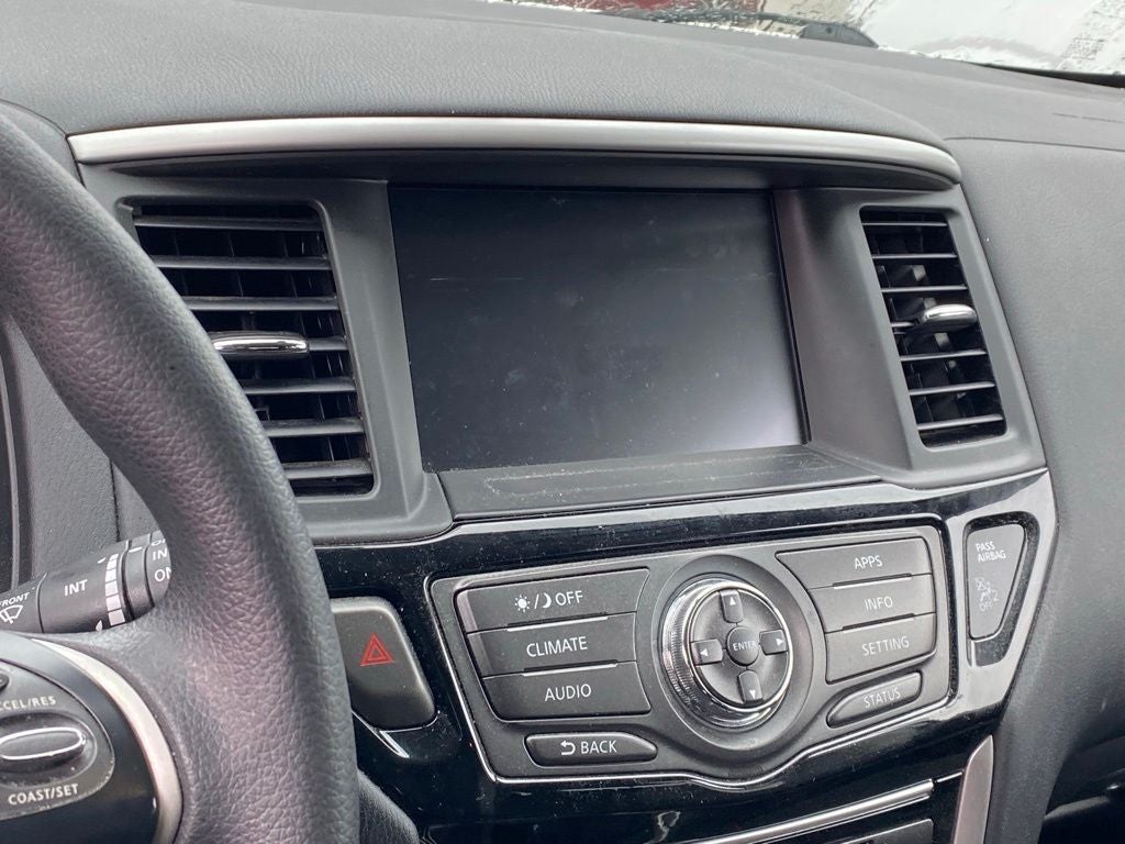 2019 Nissan Pathfinder S