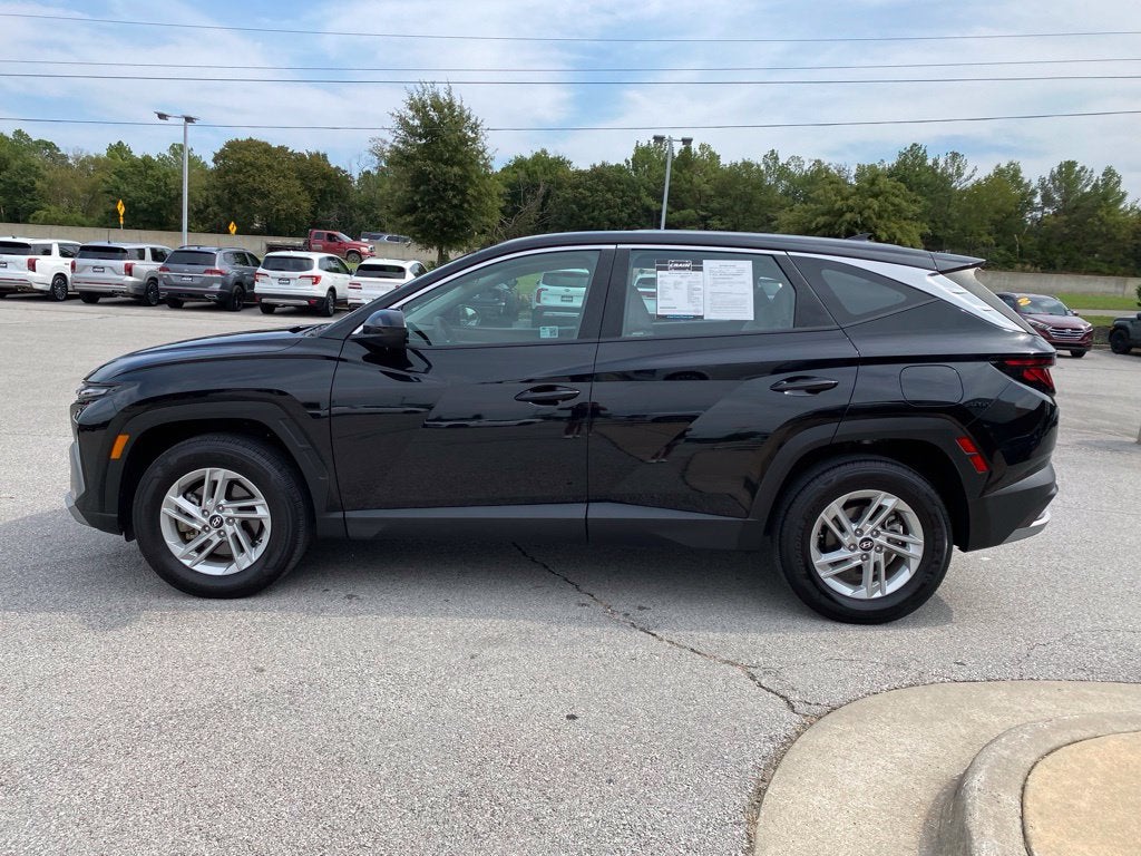 2025 Hyundai Tucson SE