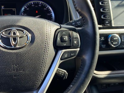 2017 Toyota Highlander Limited Platinum