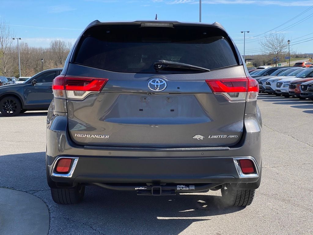 2017 Toyota Highlander Limited Platinum