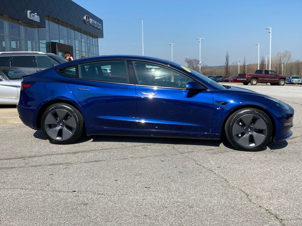 2023 Tesla Model 3 Base
