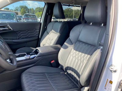 2025 Mitsubishi Outlander SEL