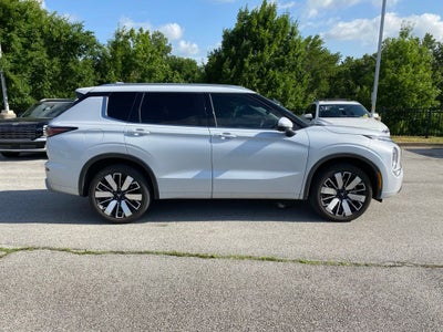 2025 Mitsubishi Outlander SEL