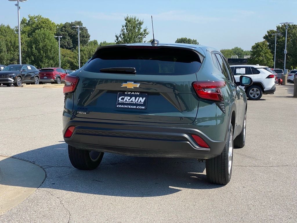 2025 Chevrolet Trax LS