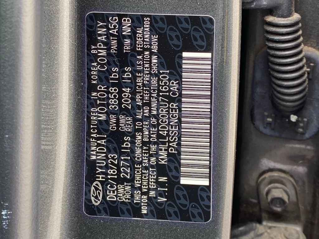 2024 Hyundai Elantra SE