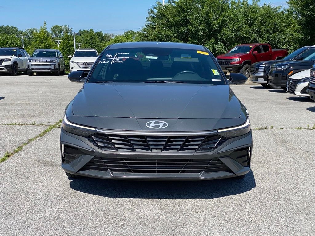 2025 Hyundai Elantra SEL Sport