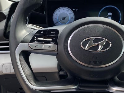 2022 Hyundai Elantra Limited