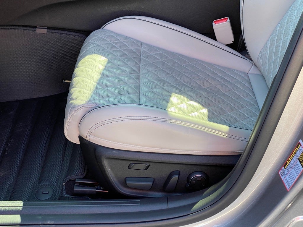 2023 Genesis G70 3.3T