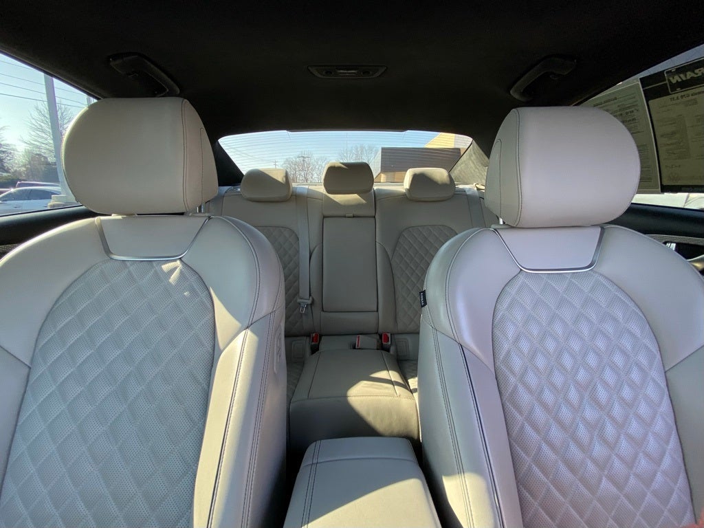 2023 Genesis G70 3.3T