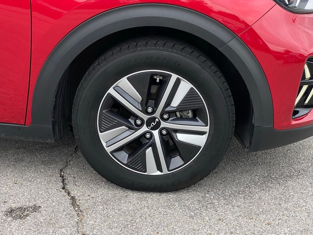 2022 Kia Niro LXS