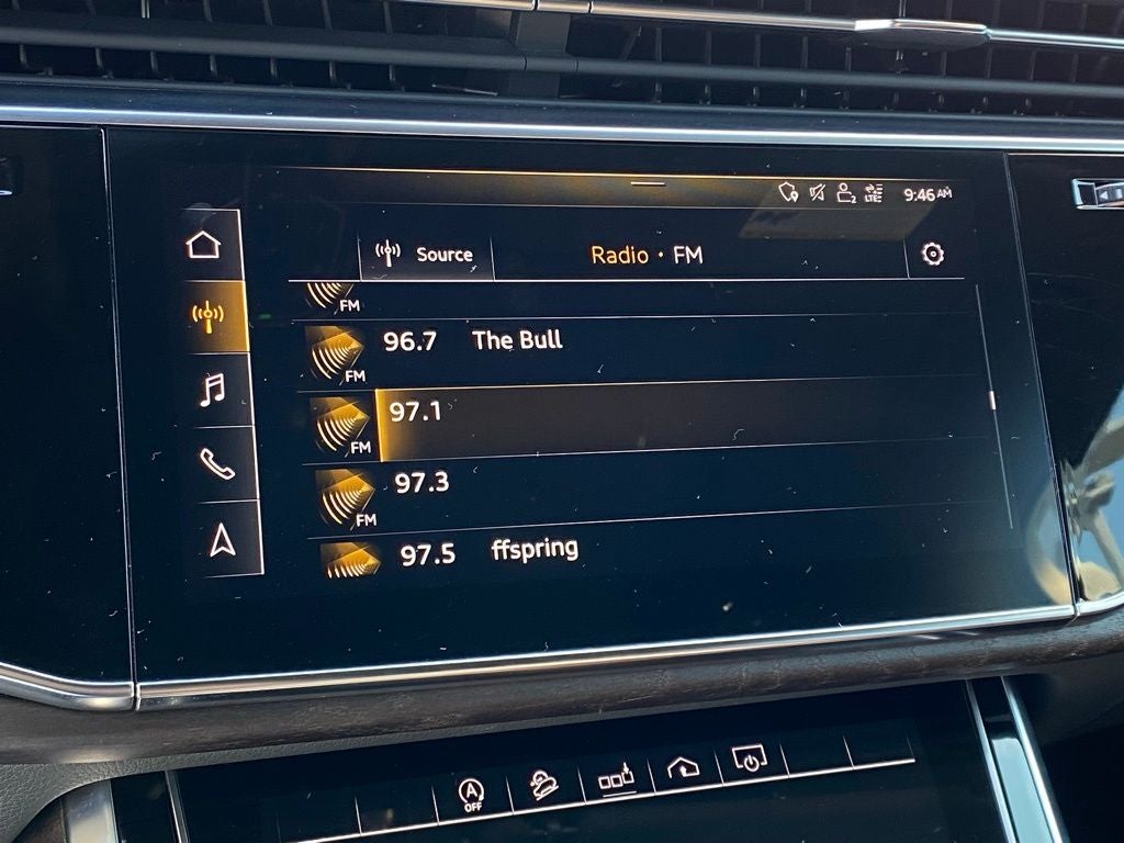 2020 Audi Q7 45 Premium Plus quattro