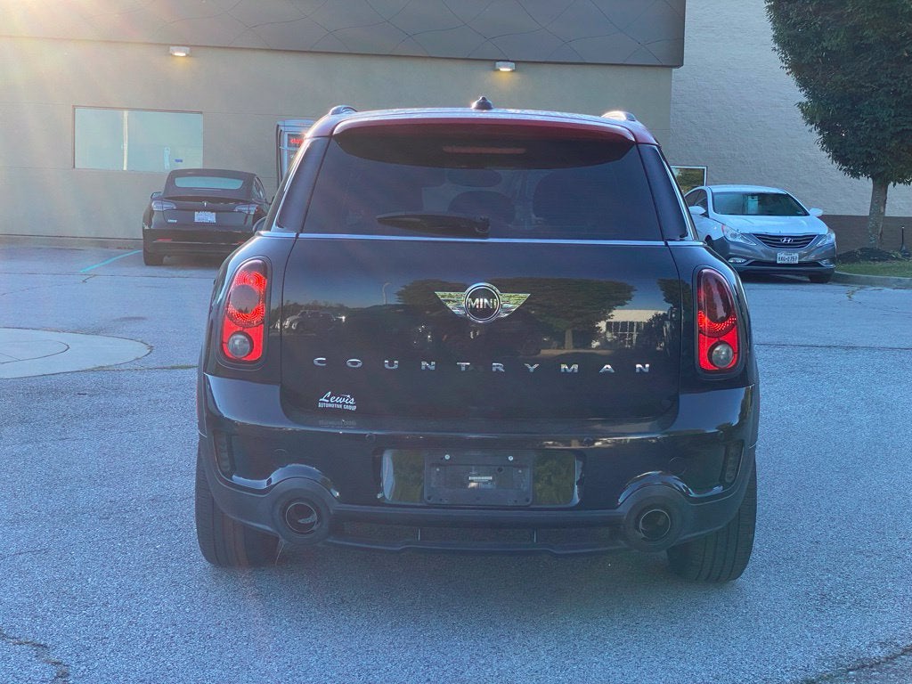 2014 MINI John Cooper Works Countryman Base