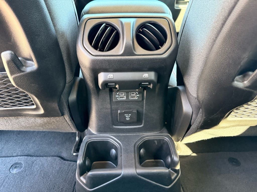 2025 Jeep Wrangler Rubicon ONE OWNER CARFAX