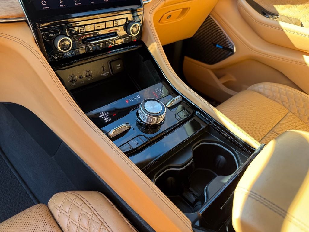 2022 Jeep Grand Cherokee Summit TECH GROUP 5