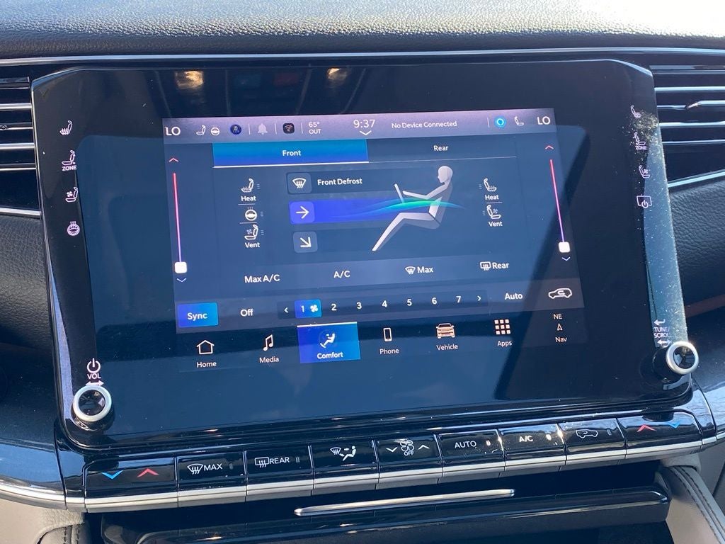 2024 Jeep Wagoneer Base