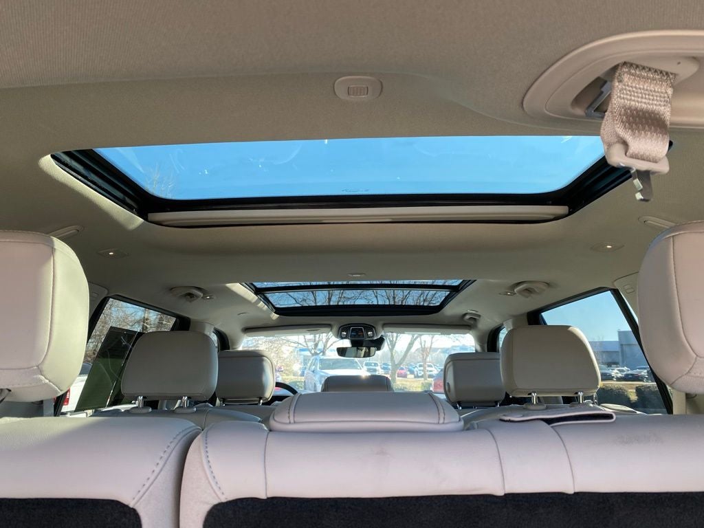 2024 Jeep Wagoneer Base