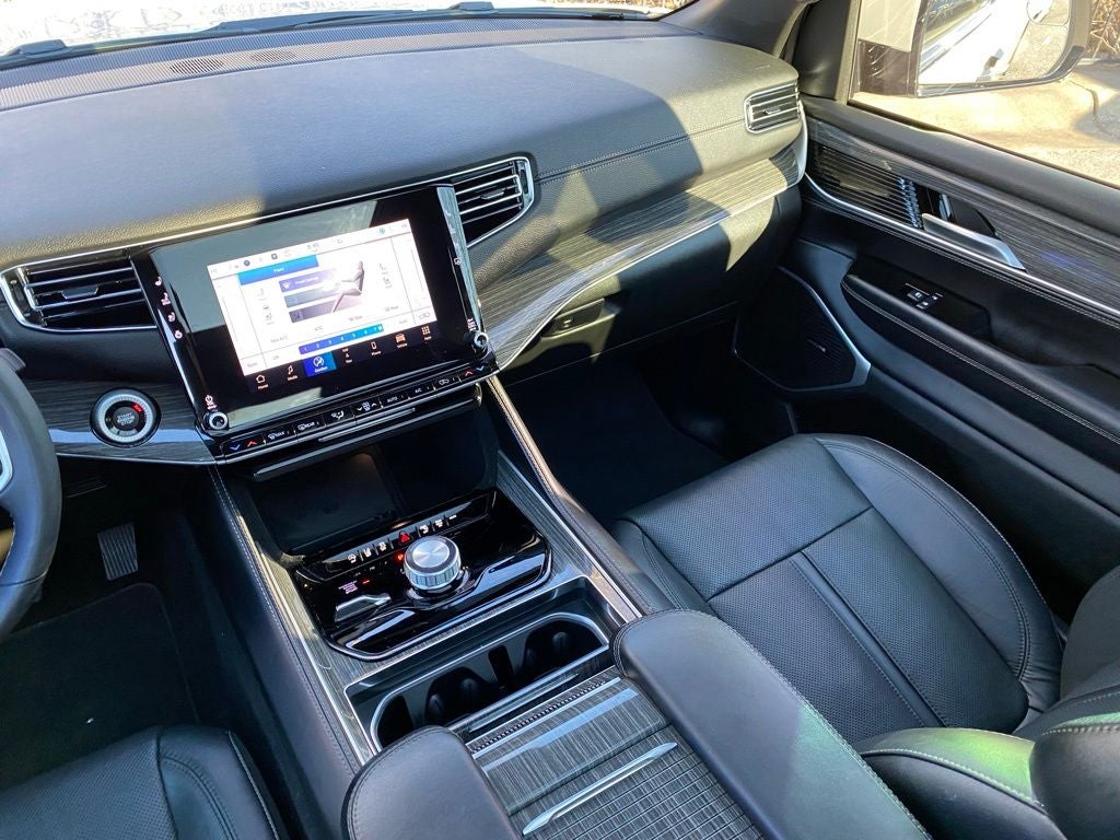 2022 Jeep Wagoneer Series II