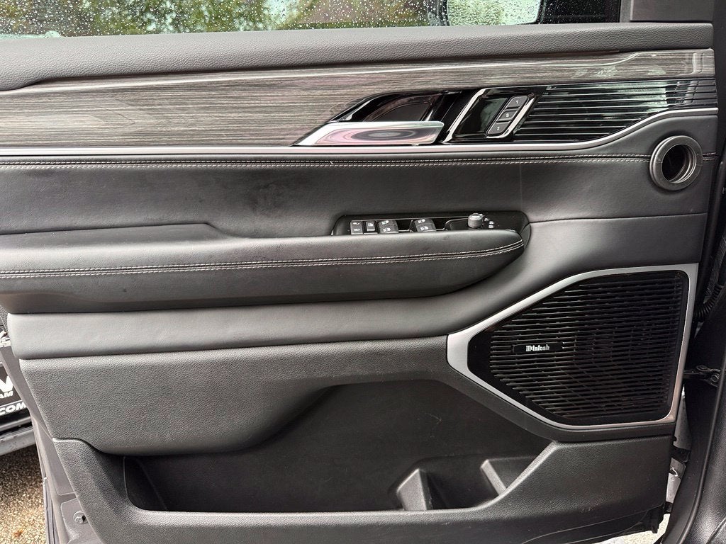 2022 Jeep Wagoneer Series III - 4WD / PANORAMIC SUNROOF / CLEAN CARFAX