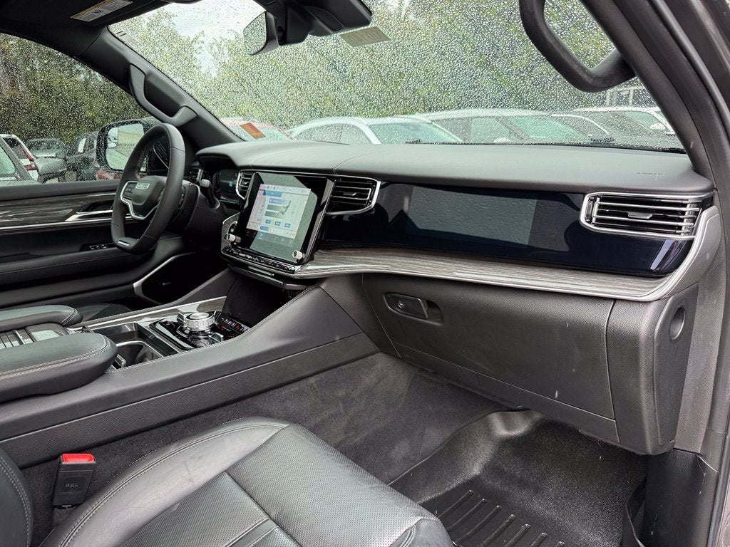 2022 Jeep Wagoneer Series III - 4WD / PANORAMIC SUNROOF / CLEAN CARFAX