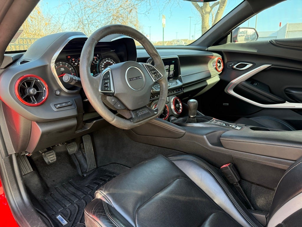 2017 Chevrolet Camaro 2LT CLEAN CARFAX