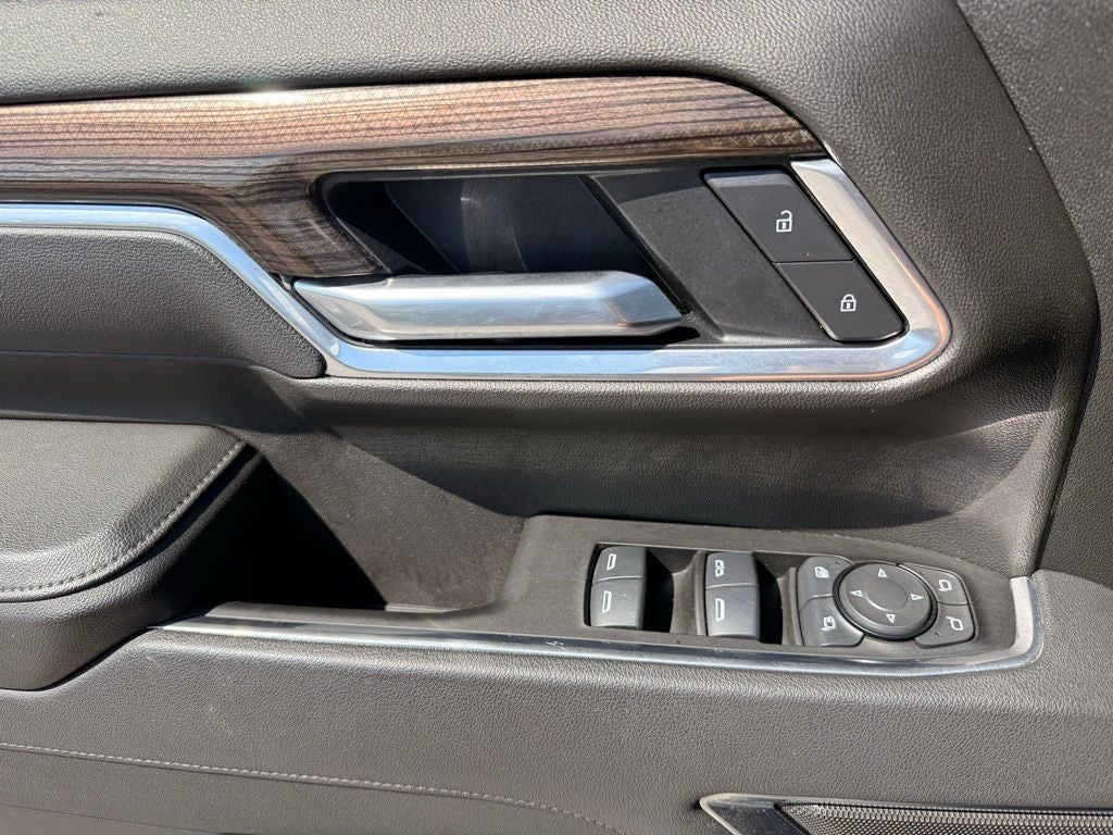 2025 Chevrolet Silverado 3500HD LT Lifted Big Wheels & Tires