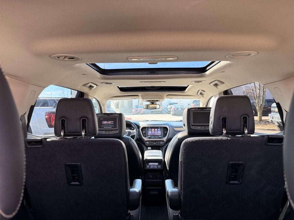 2017 GMC Acadia Denali LOW MILES!!