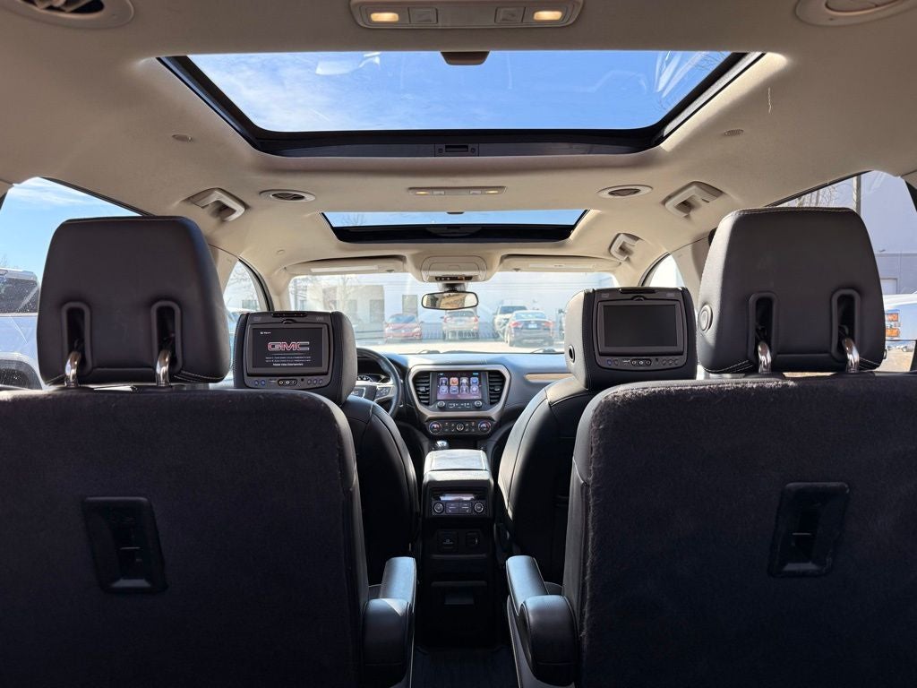 2017 GMC Acadia Denali LOW MILES!!