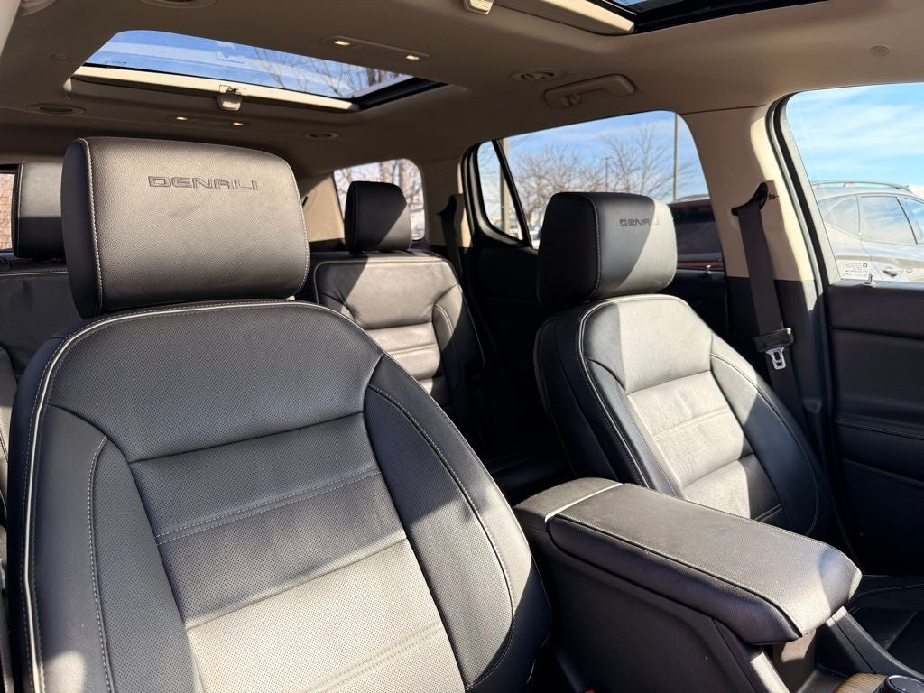 2017 GMC Acadia Denali LOW MILES!!