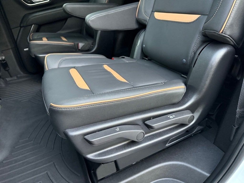 2024 GMC Yukon AT4 3RD ROW / BOSE / 1-OWNER CARFAX