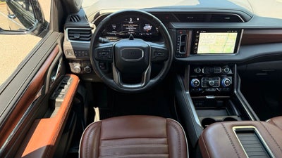 2023 GMC Yukon XL Denali Ultimate