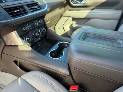 2023 Chevrolet Suburban Z71 2ND ROW BUCKET