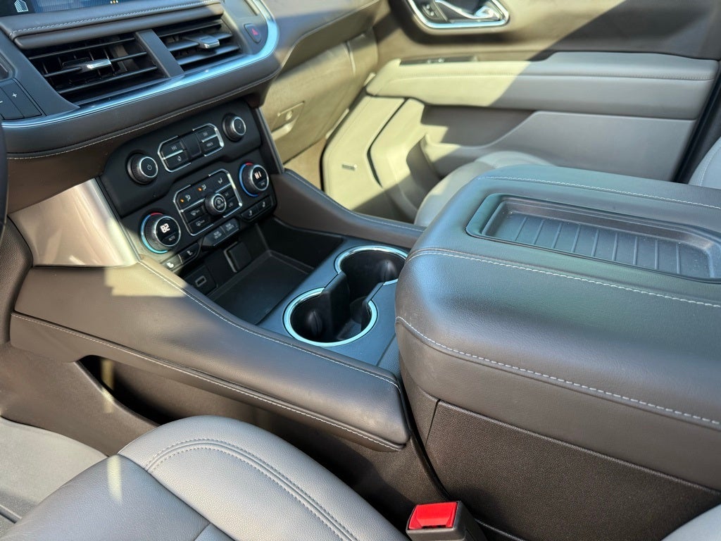 2023 Chevrolet Suburban Z71 2ND ROW BUCKET