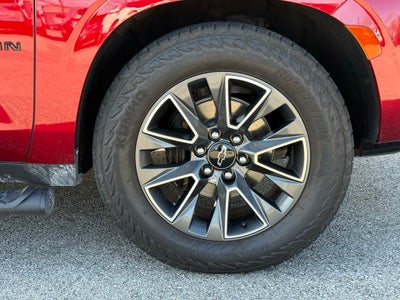 2023 Chevrolet Suburban Z71 2ND ROW BUCKET