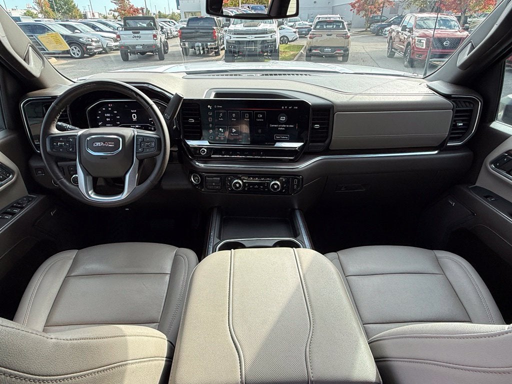 2024 GMC Sierra 2500HD SLT - 4WD / CLEAN CARFAX HISTORY