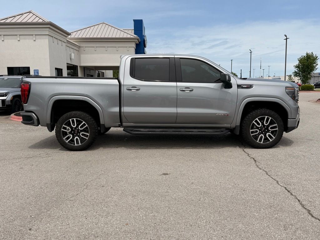 2024 GMC Sierra 1500 AT4 4WD