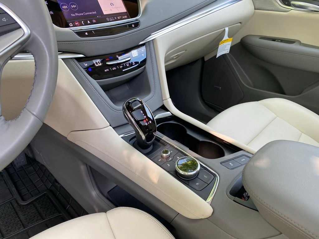 2025 Cadillac XT5 Premium Luxury ONE OWNER CLEAN CARFAX