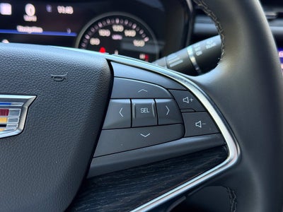 2026 Cadillac XT5 Premium Luxury - AWD / SUNROOF / ONE OWNER