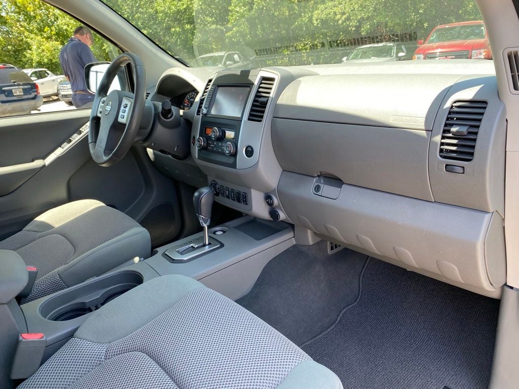 2021 Nissan Frontier SV