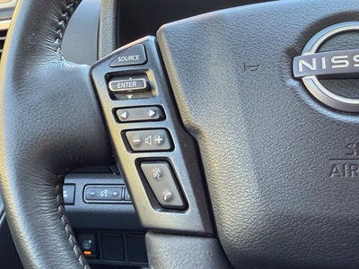 2024 Nissan Frontier SV - 4WD / CLEAN CARFAX / ONE OWNER