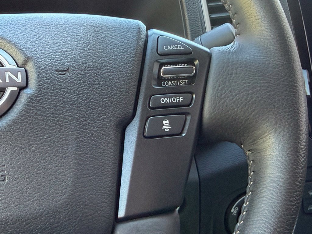 2024 Nissan Frontier SV - 4WD / CLEAN CARFAX / ONE OWNER