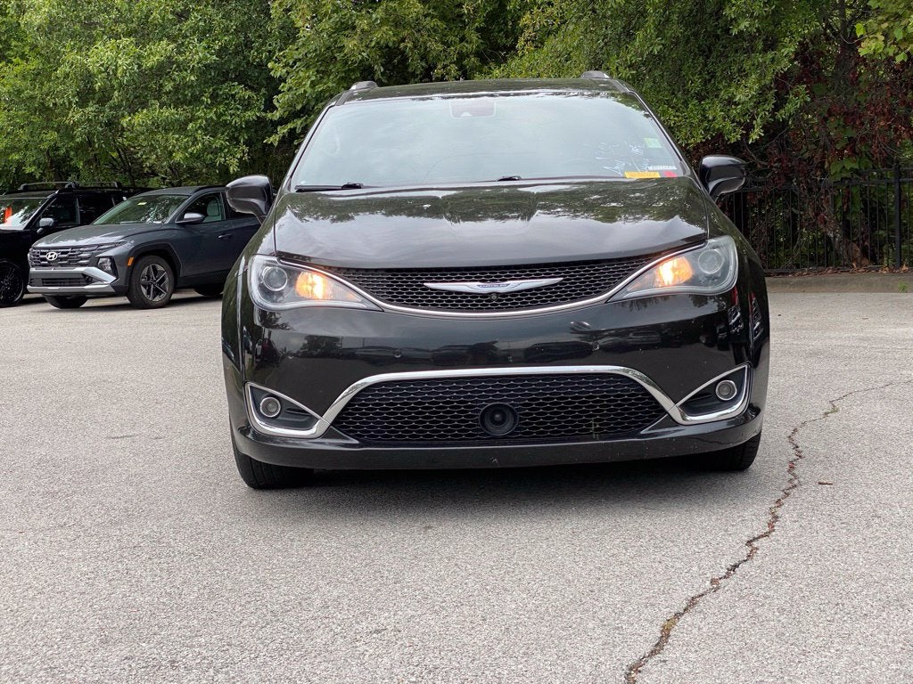 2018 Chrysler Pacifica Touring L - CLEAN CARFAX