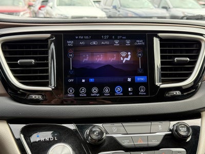 2017 Chrysler Pacifica Touring L LOW PRICED VAN!