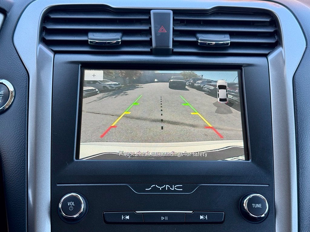 2020 Ford Fusion SE - SUNROOF