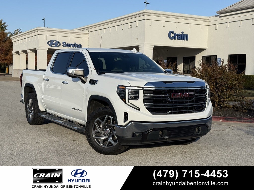 2023 GMC Sierra 1500 SLT BOSE / V8 / 1-OWNER CARFAX